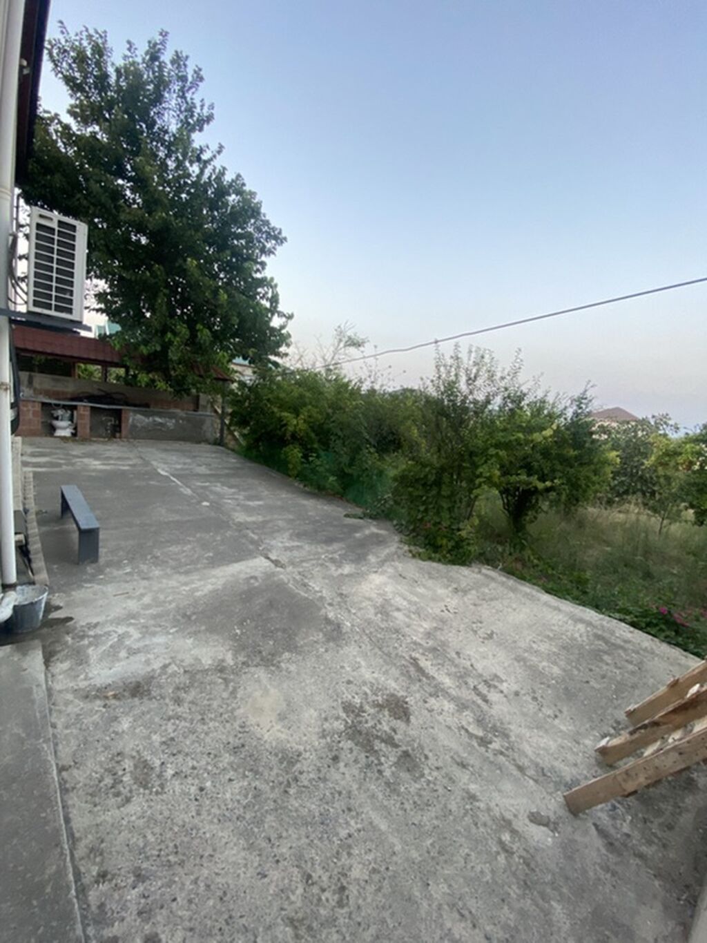 220 kv. m, 5 otaqlı, Kombi, Qaz, İşıq