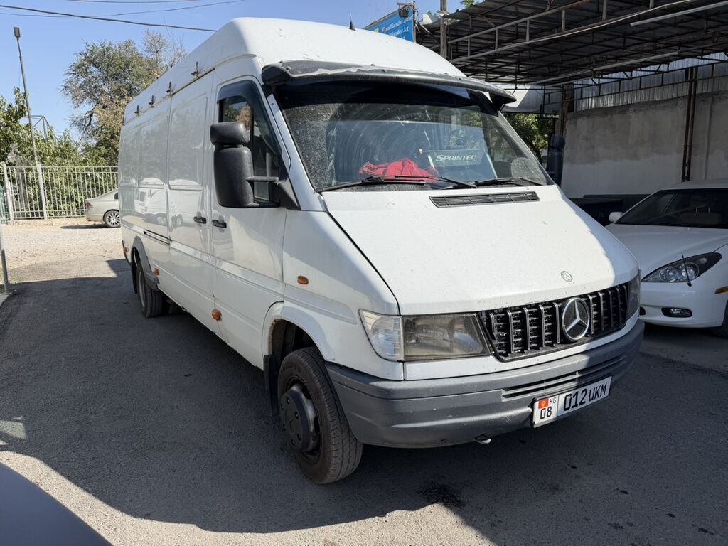 Mercedes-Benz Sprinter
