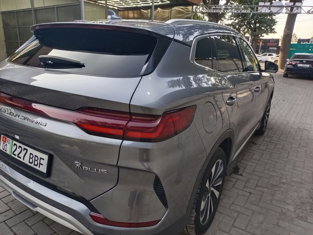 BYD Song Plus: 2023 г., Электромобиль: фото 5