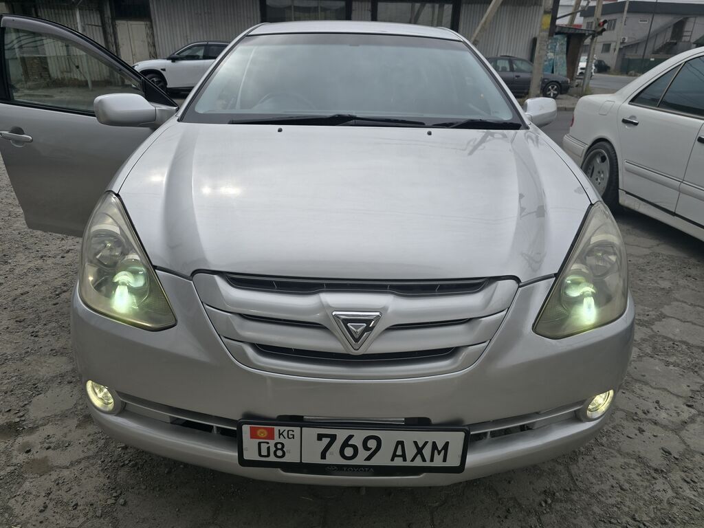 Toyota Caldina: 2005 г., 2 л, Автомат, Бензин, Универсал: фото 1