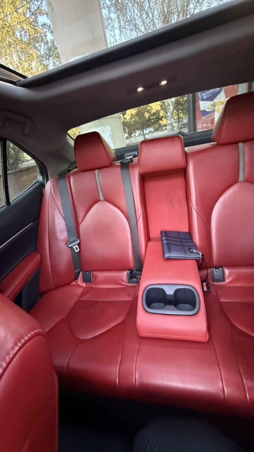 Toyota Camry: 2018 г., Автомат, Бензин, Седан: фото 6