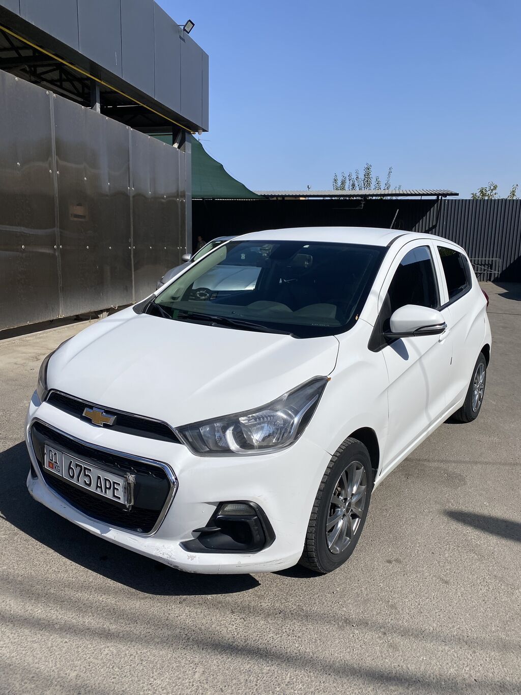 Chevrolet Spark: 2017 г., Вариатор, Хэтчбэк: фото 1