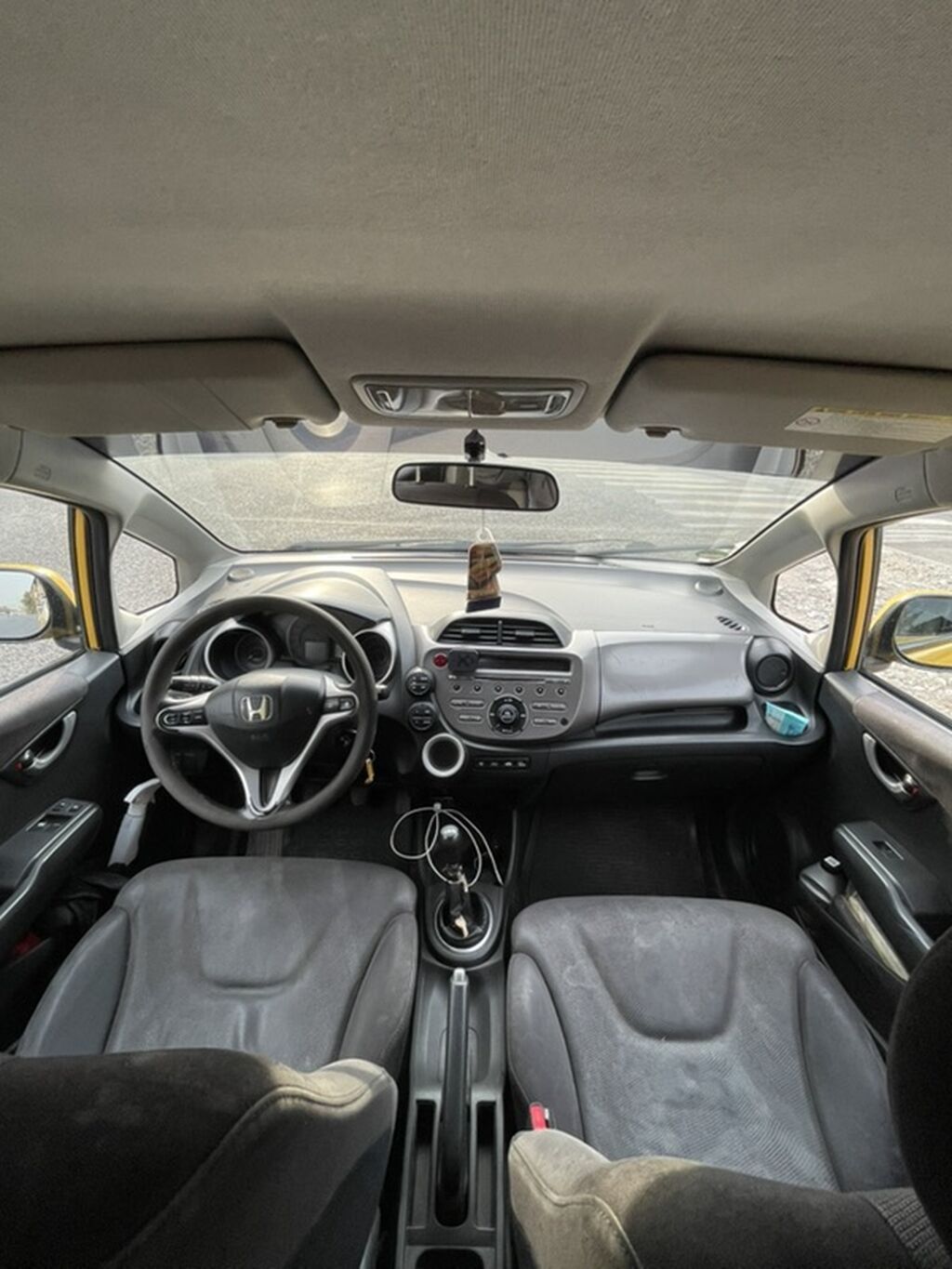 Honda Fit: 2008 г., 1.5 л, Механика, Бензин, Хэтчбэк: фото 4