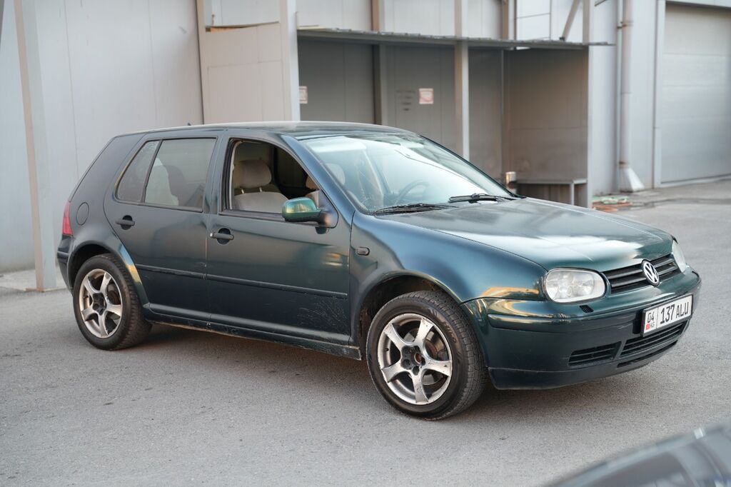 Volkswagen Golf: 2000 г., 2 л, Механика, Бензин, Хэтчбэк: фото 5