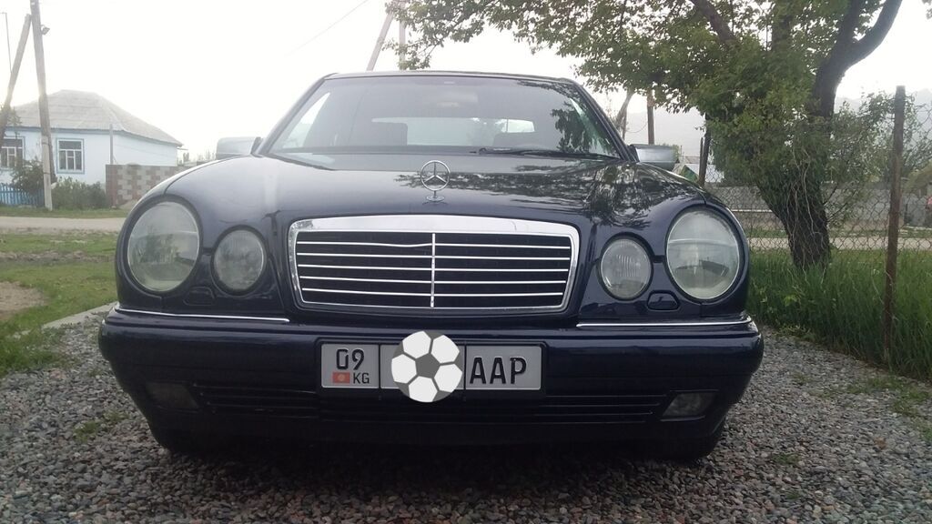 Mercedes-Benz E-Class: 1996 г., 3.2 л, Автомат, Бензин, Седан: фото 1