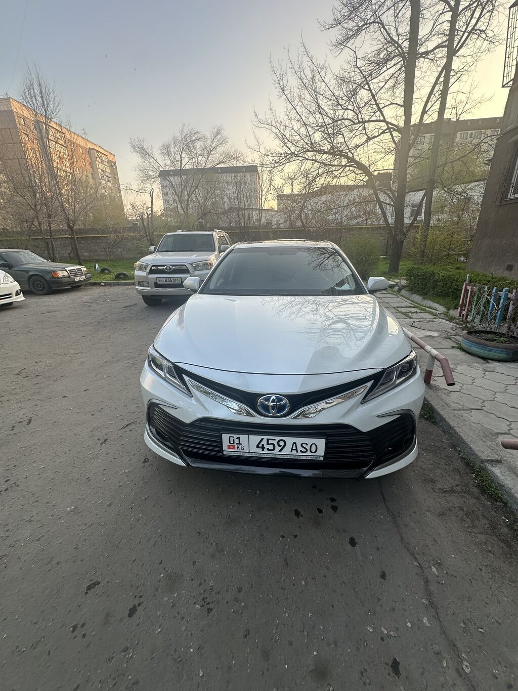 Toyota Camry: 2021 г., 2.5 л, Автомат, Гибрид, Седан: фото 5