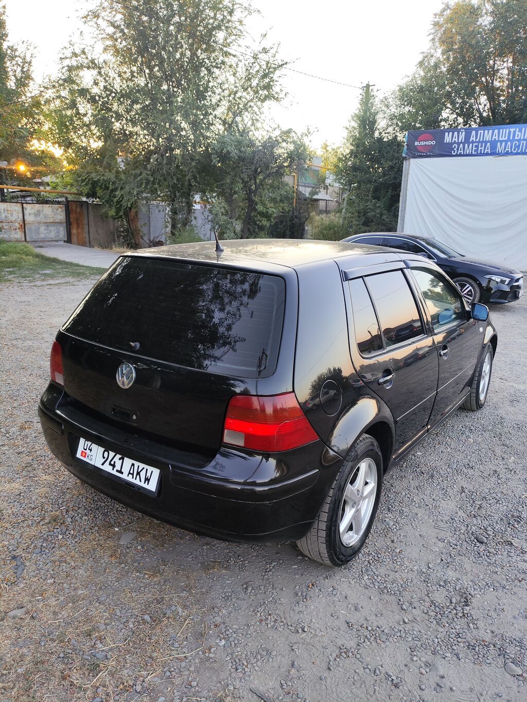 Volkswagen Golf: 1998 г., 2 л, Механика, Бензин, Хэтчбэк: фото 4