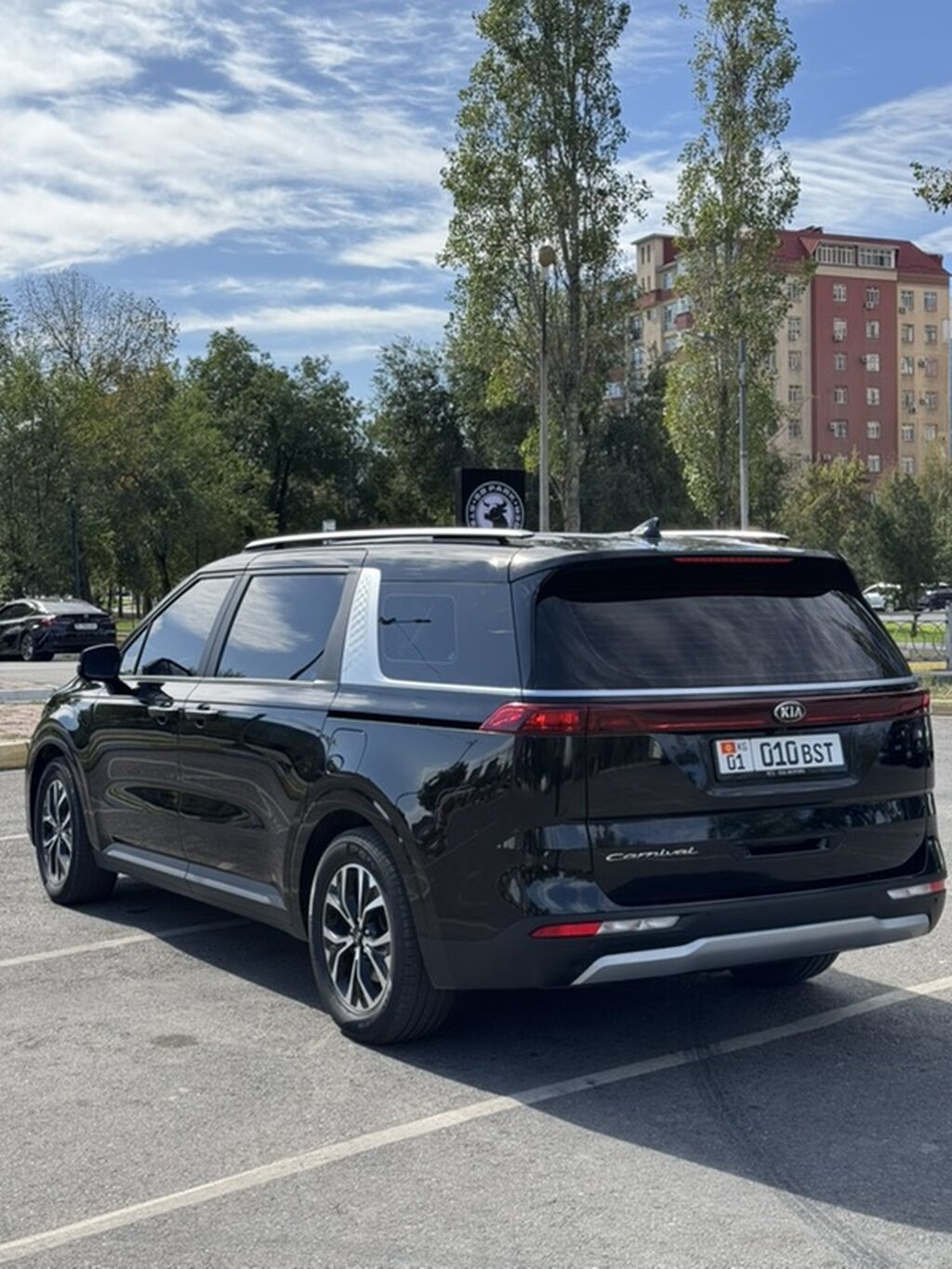 Kia Carnival: 2021 г., 2.2 л, Автомат, Дизель, Минивэн: фото 6