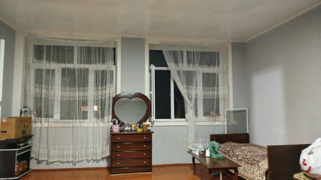 5 otaqlı, 100 kv. m, Orta təmir