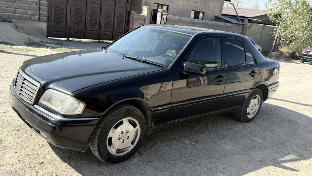 Mercedes-Benz C-Class: 1994 г., 2.2 л, Автомат, Газ, Седан: фото 3