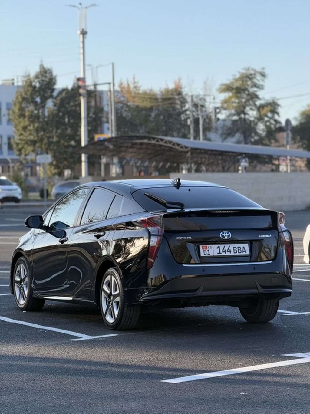 Toyota Prius: 2017 г., 1.8 л, Вариатор, Гибрид, Хэтчбэк: фото 8