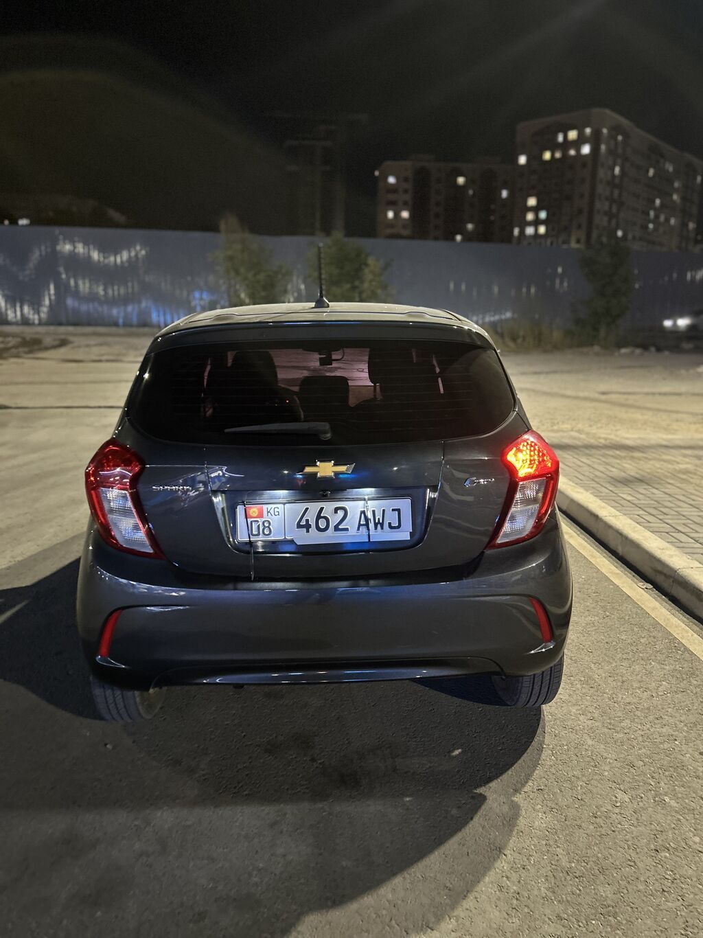 Chevrolet Spark: 2017 г., 1 л, Автомат, Бензин, Хэтчбэк: фото 4