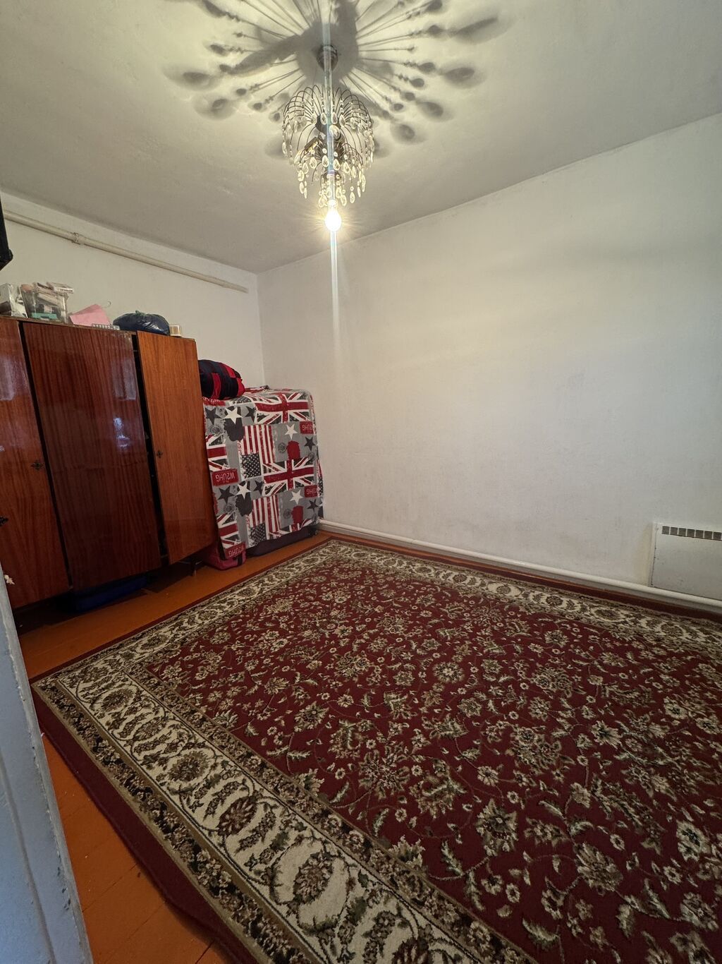 Срочно продается в п. Дачное (ГЭС5) 8 комнатный дом: фото 4