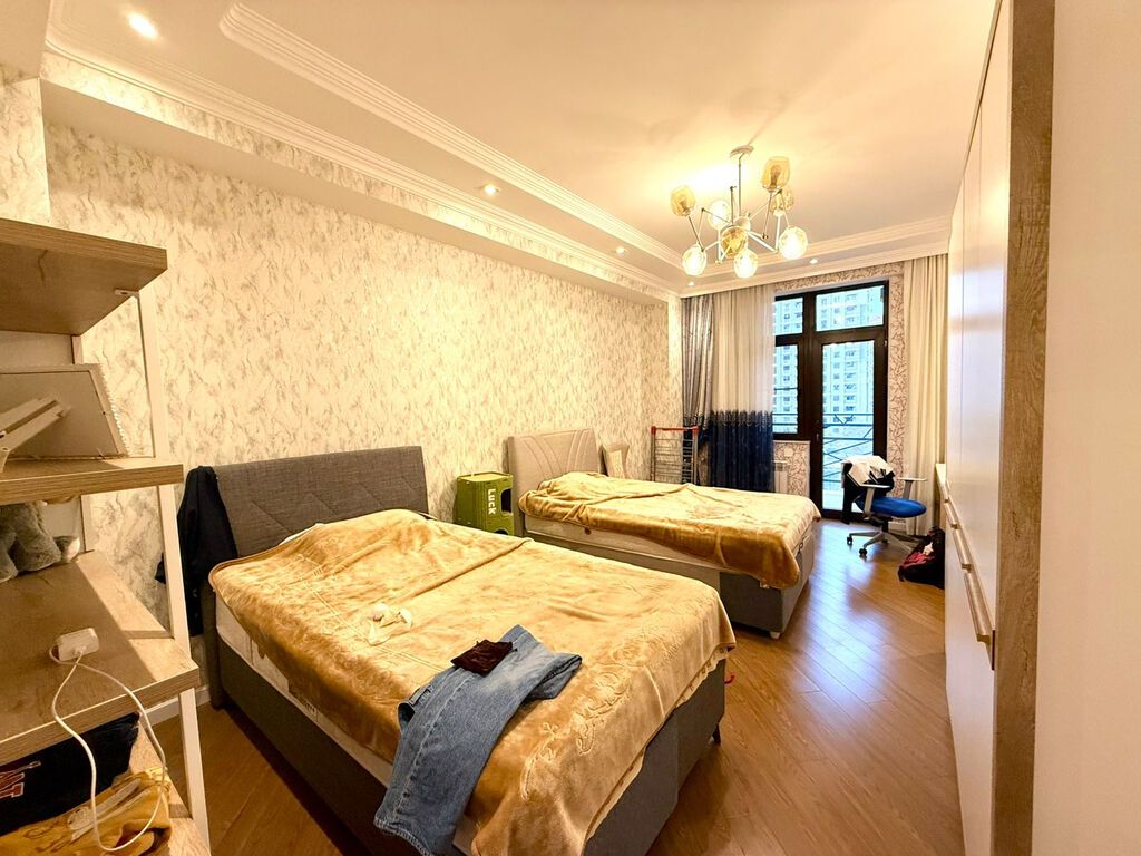3 otaqlı, Yeni tikili, 206 kv. m