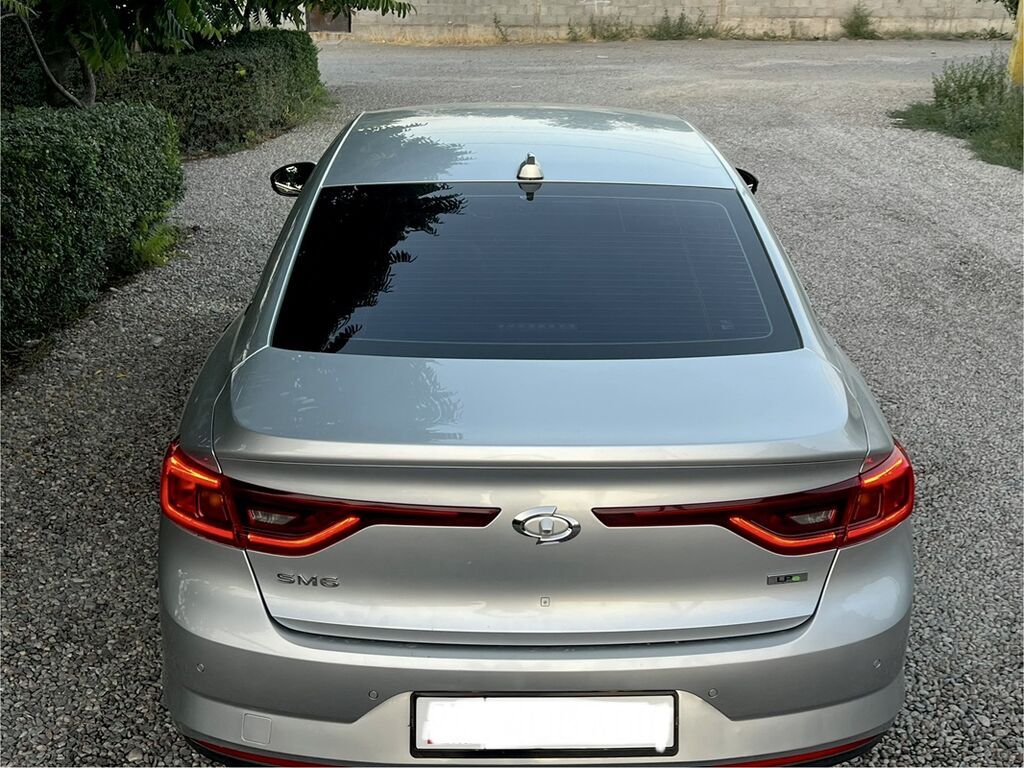 Renault SM6: 2018 г., 2 л, Автомат, Бензин, Седан: фото 6