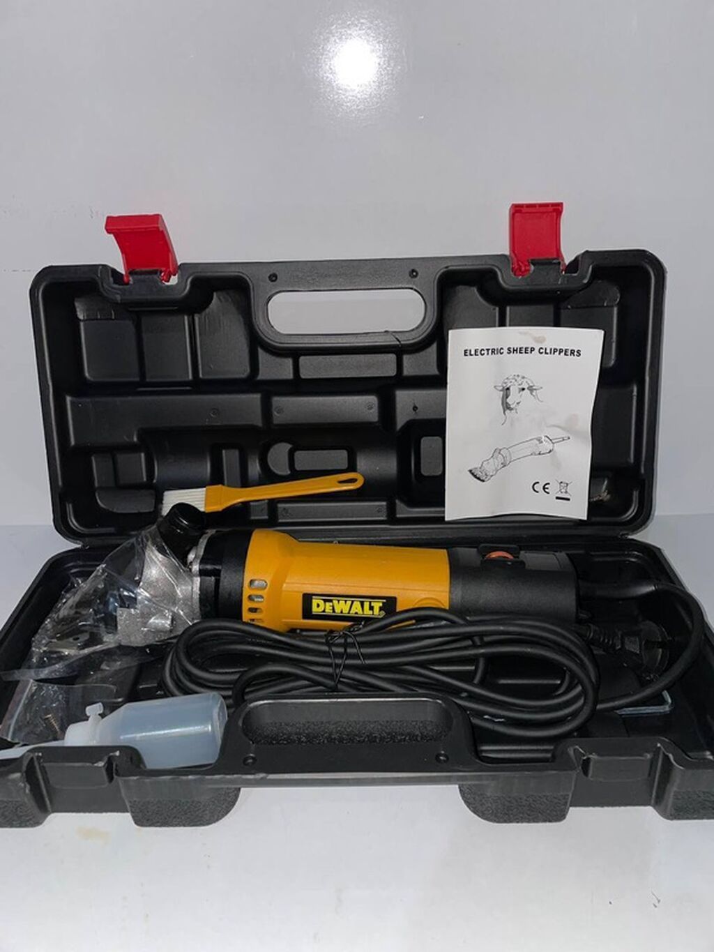 Электрическая машинка для стрижки овец DeWalt (Electric Sheep: фото 2