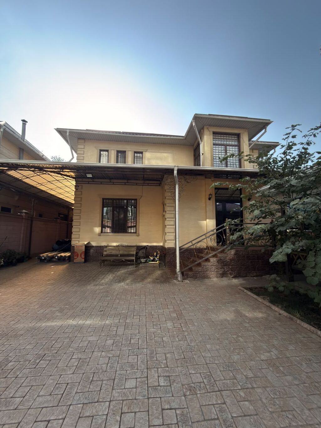 220 м², 4 комнаты, Кок-Жар мкр, Без животных: фото 1