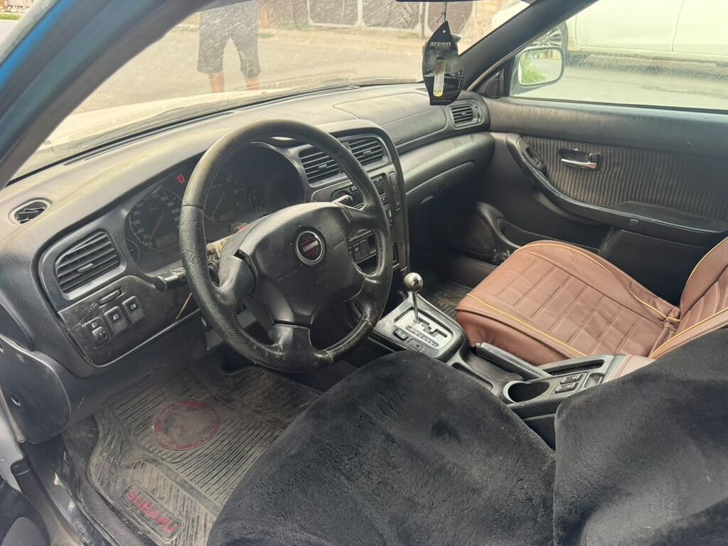 Subaru Legacy: 2001 г., 2 л, Автомат, Бензин, Универсал: фото 8