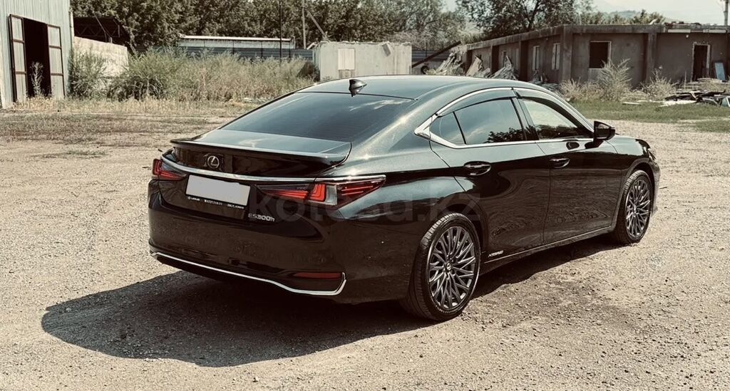 Lexus ES: 2020 г., Автомат, Гибрид, Седан: фото 2
