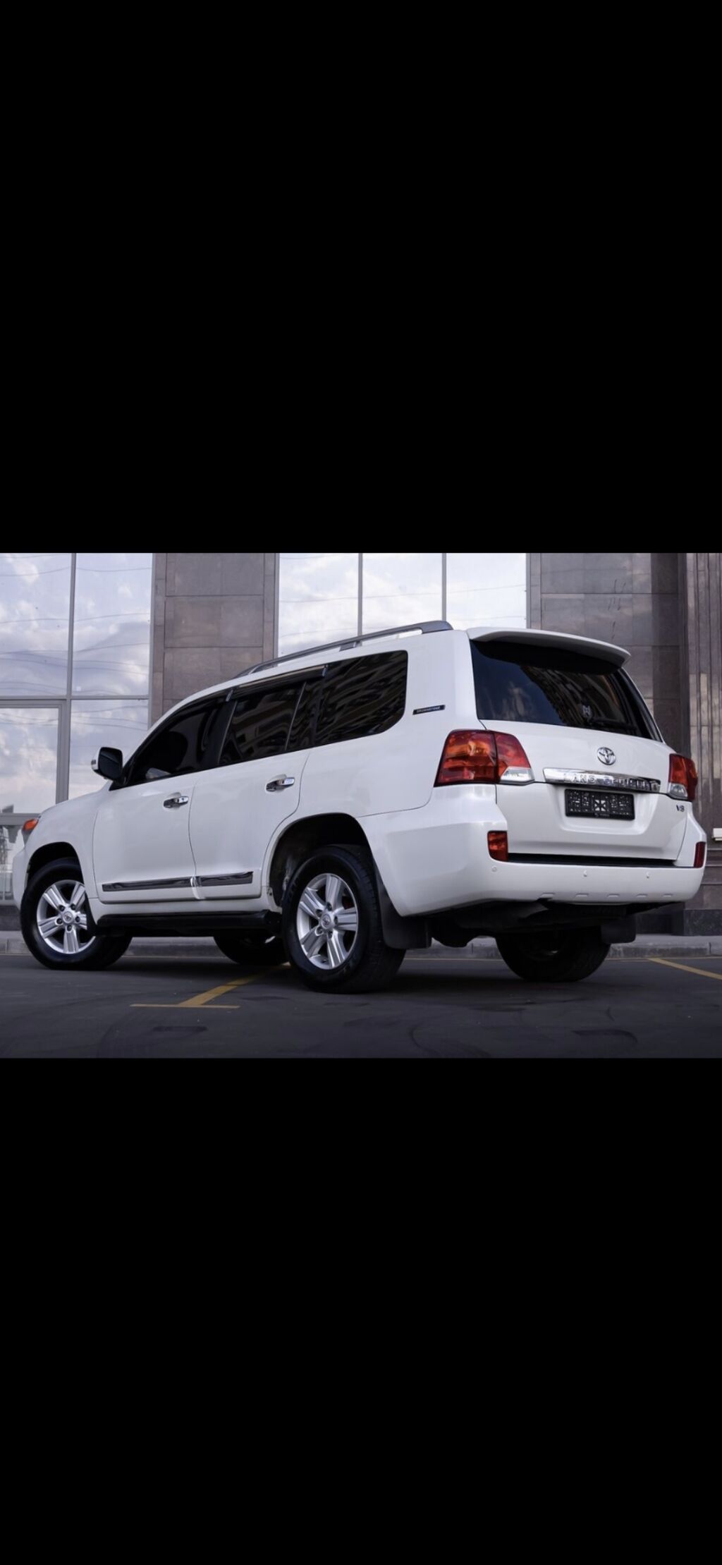 Toyota Land Cruiser: 2014 г., 4.6 л, Вариатор, Бензин, Внедорожник: фото 3