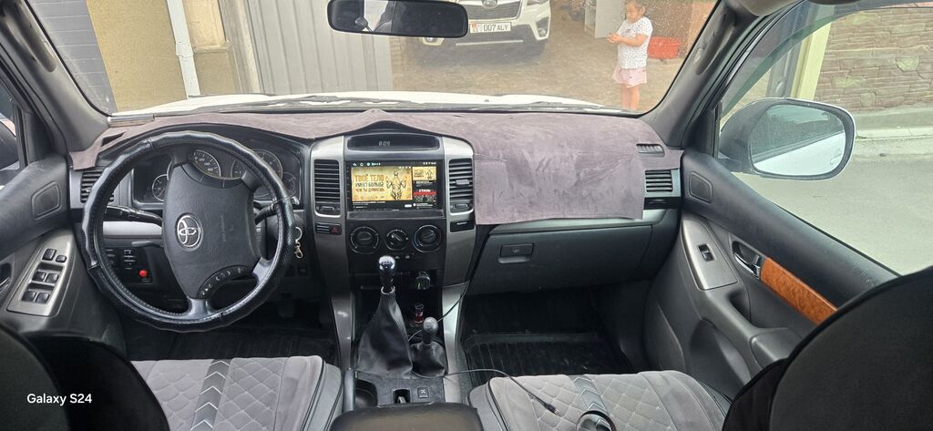Toyota Land Cruiser Prado: 2003 г., 2.7 л, Механика, Газ, Внедорожник: фото 5