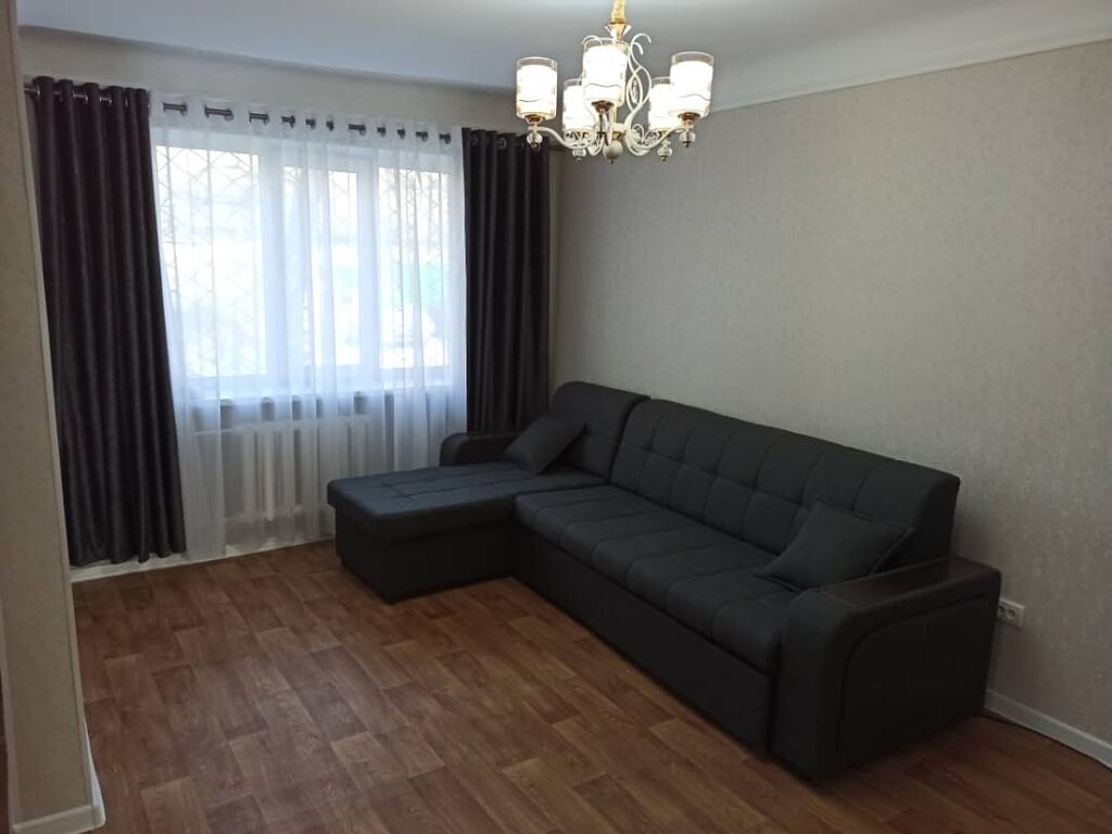 2 комнаты, 46 м², Азия Молл Хрущевка, 1 этаж, Косметический ремонт: фото 2