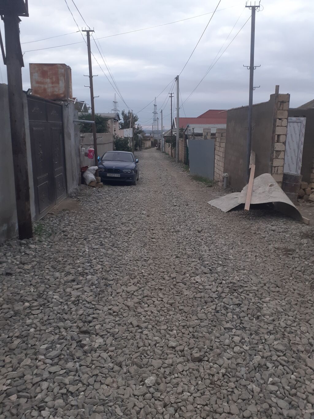 5 otaqlı, 100 kv. m, Orta təmir