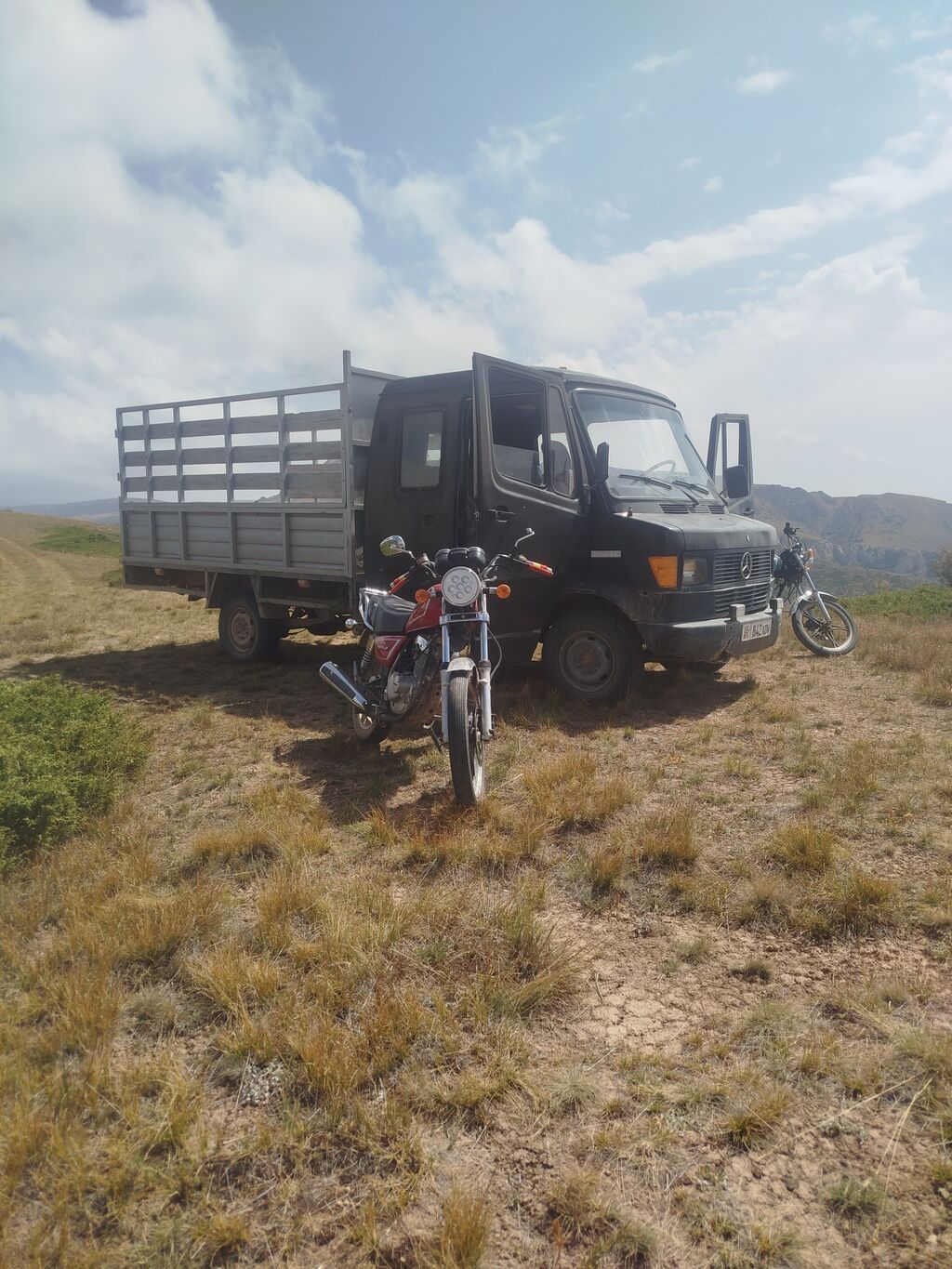 Mercedes-Benz Спринтер: 1989 г., 2.4 л, Механика, Дизель, Пикап: фото 6