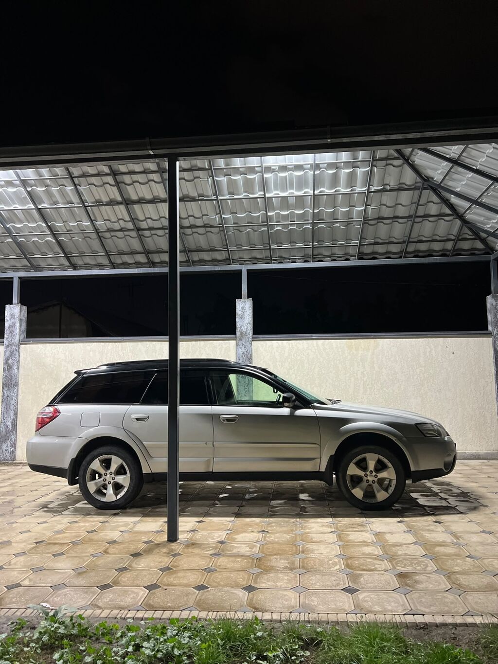 Subaru Outback: 2004 г., 2.5 л, Автомат, Газ, Универсал: фото 3