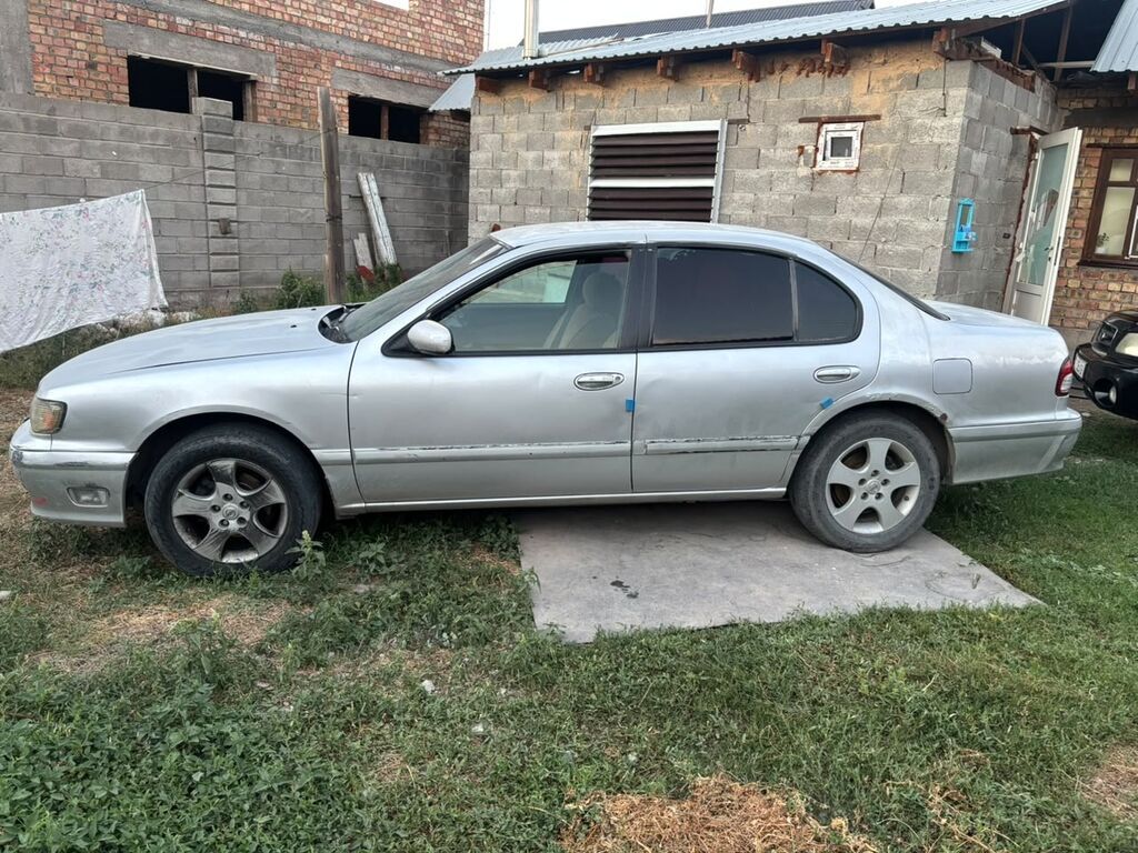 Nissan Cefiro: 1998 г., Механика, Бензин, Седан: фото 3
