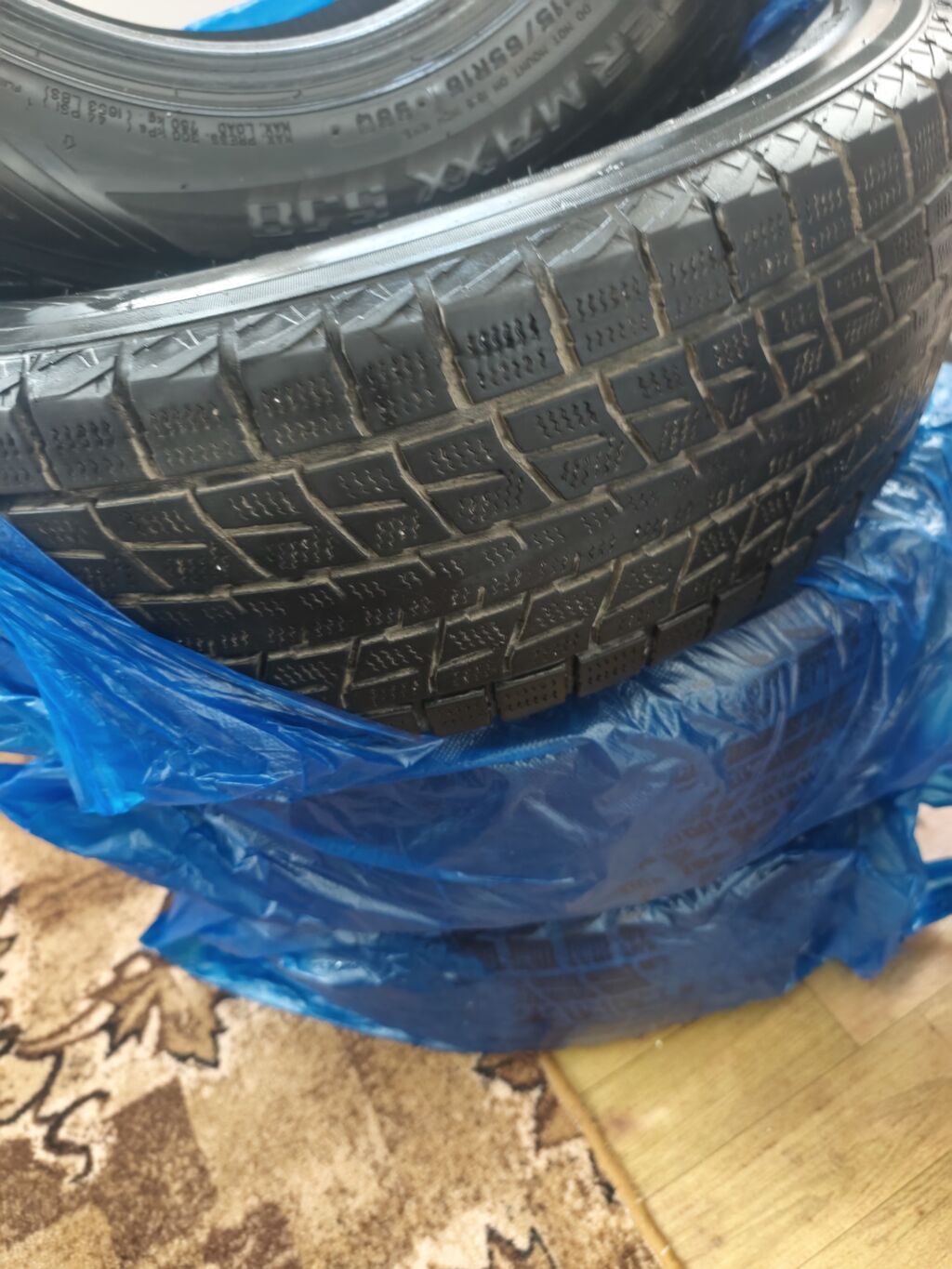 Шины 215 / 65 / R 16, Зима, Б/у, Комплект, Внедорожные (АТ/МТ), Япония, Dunlop: фото 4