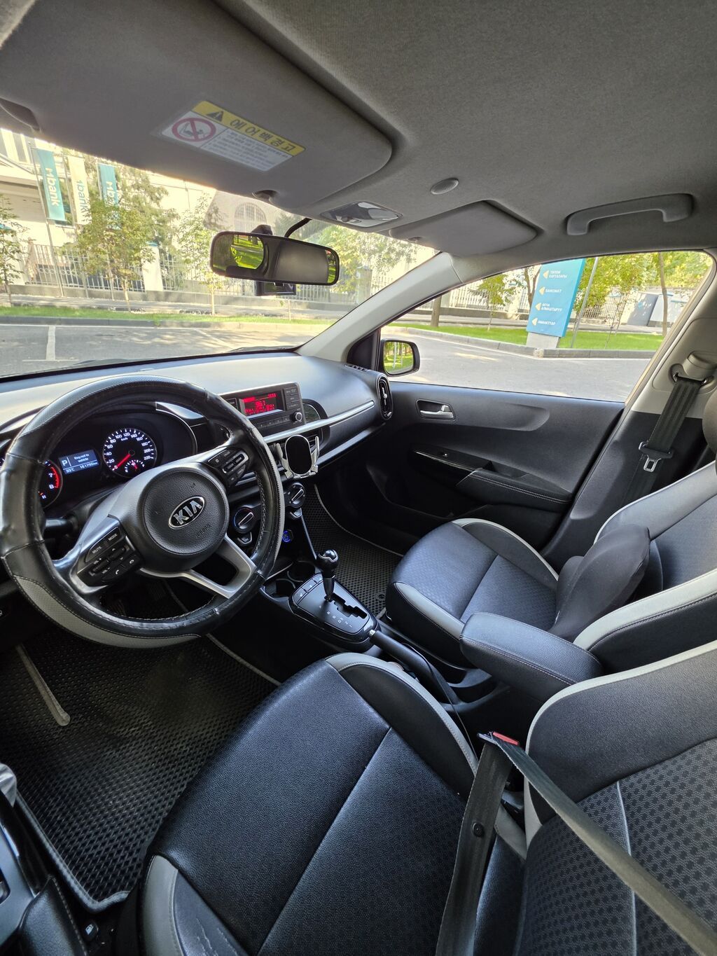 Kia Picanto: 2017 г., 1 л, Автомат, Бензин, Хэтчбэк: фото 5
