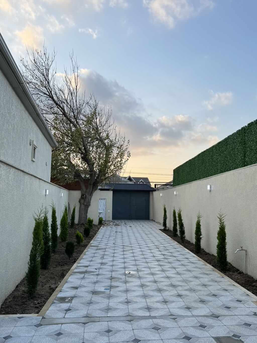 5 otaqlı, 220 kv. m, Kredit var, Yeni təmirli