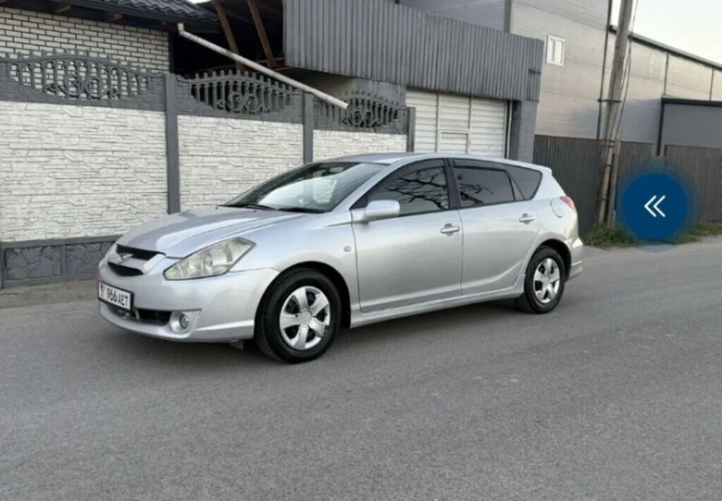 Toyota Caldina: 2004 г., 2 л, Автомат, Бензин, Универсал: фото 3