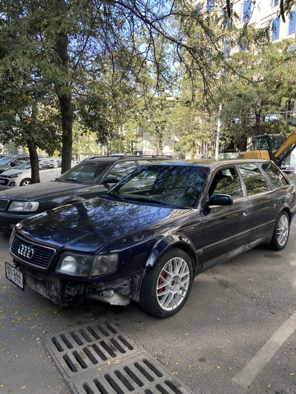 Audi 100