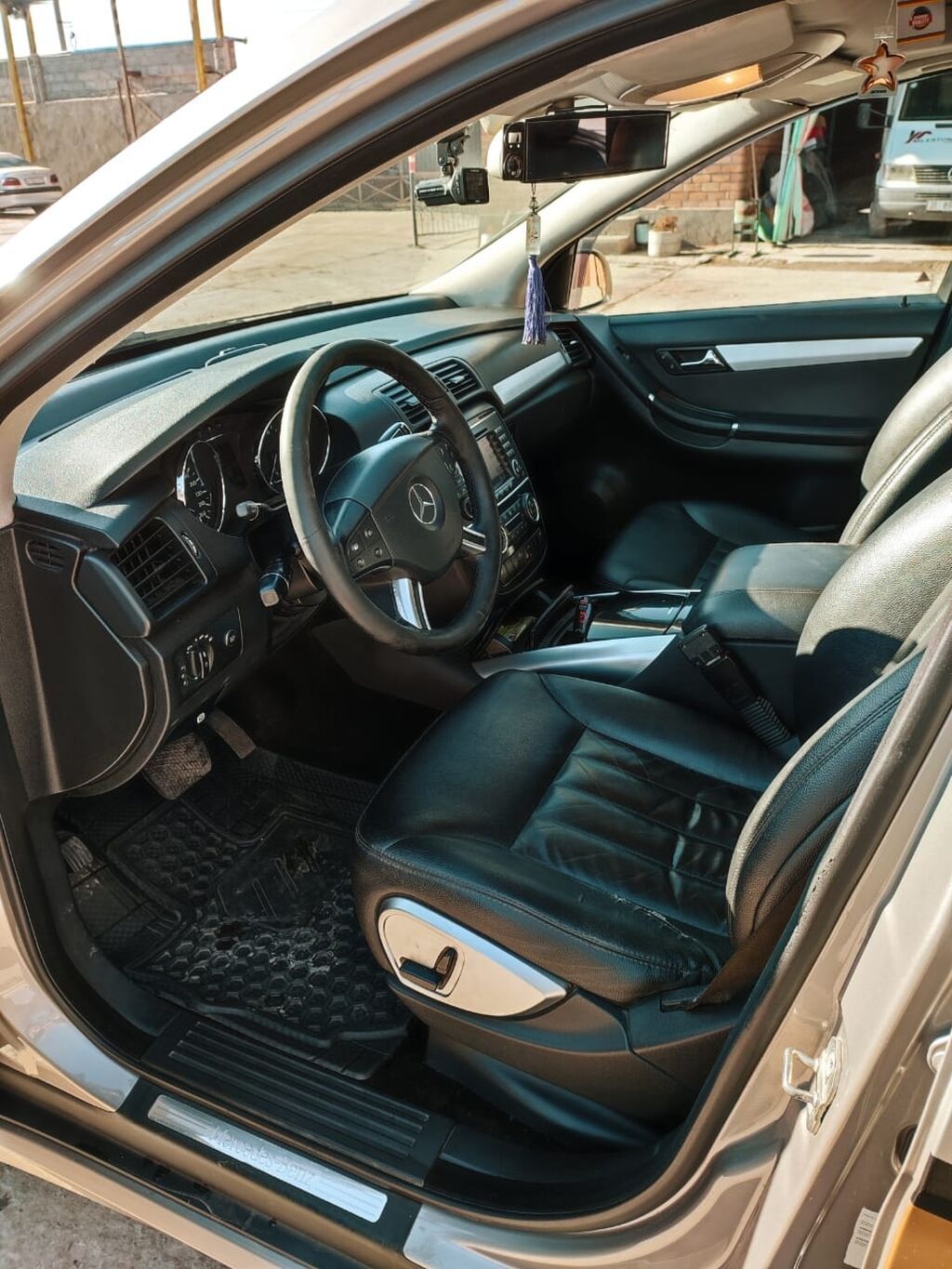 Mercedes-Benz R-Class: 2006 г., 3.2 л, Автомат, Дизель, Минивэн: фото 5