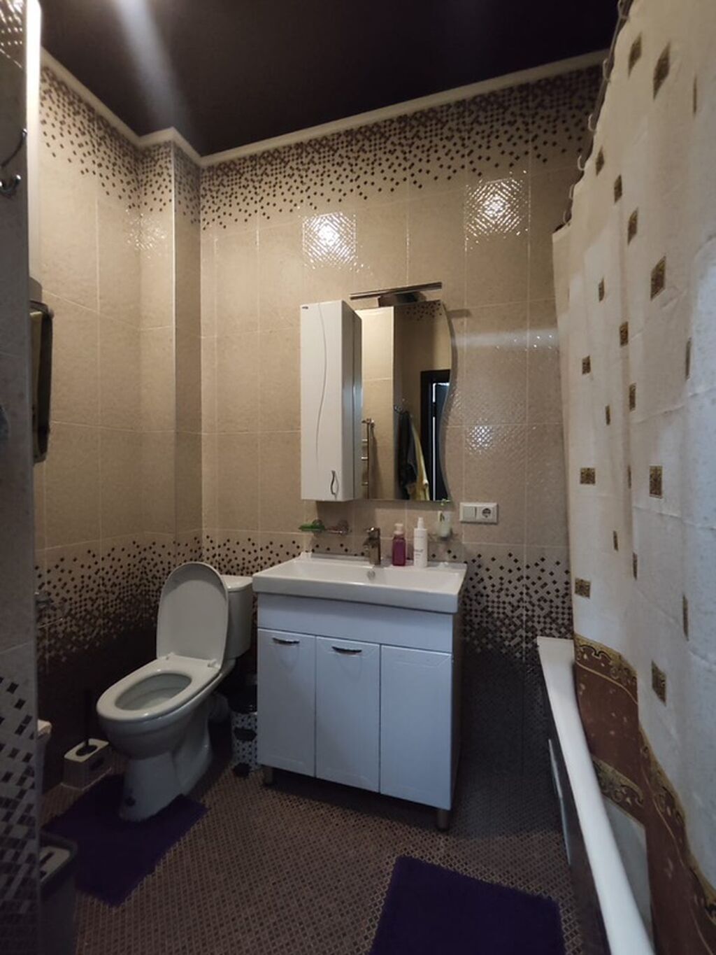 2 комнаты, 57 м², Азия Молл Элитка, 9 этаж, Косметический ремонт: фото 4