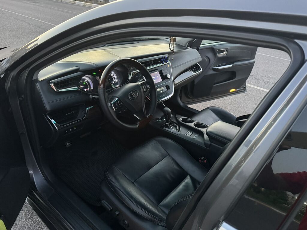 Toyota Avalon: 2013 г., 2.5 л, Вариатор, Гибрид, Седан: фото 6