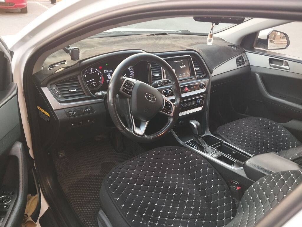 Hyundai Sonata: 2018 г., 2 л, Автомат, Газ, Седан: фото 4