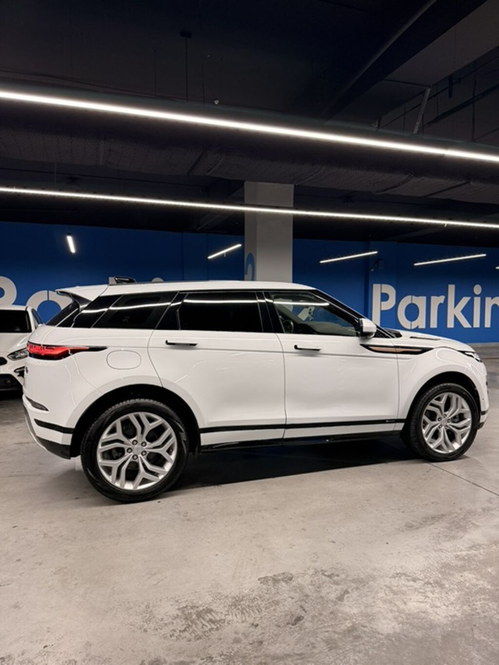 Land Rover Range Rover Evoque: 2019 г., 2 л, Автомат, Дизель, Кроссовер: фото 4