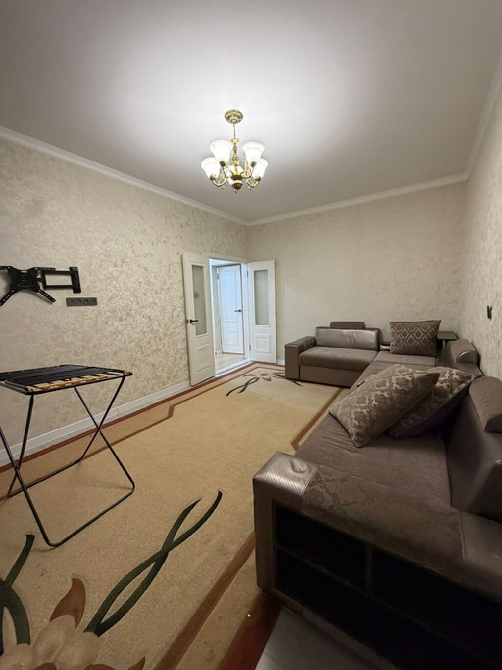 3 комнаты, 65 м², Золотой квадрат 106 серия, 3 этаж, Евроремонт: фото 6