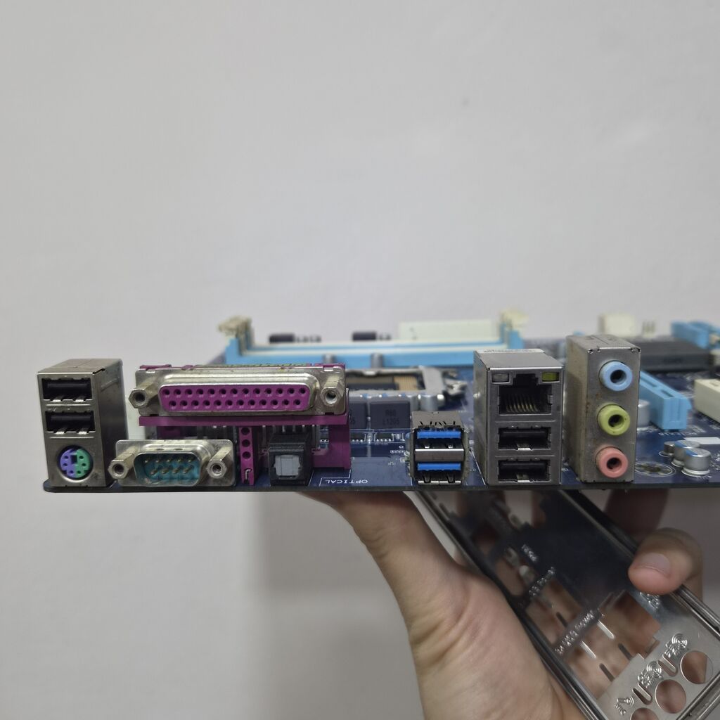 Материнская плата Gigabyte GA-P67A-D3-B3 LGA1155: фото 3