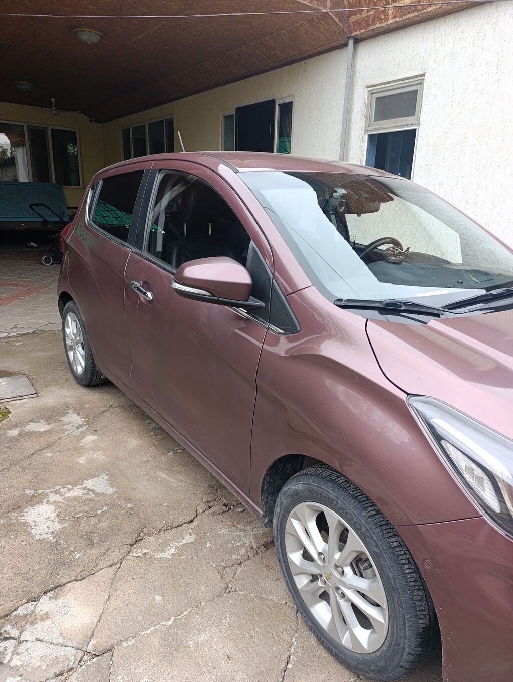 Chevrolet Spark: 2018 г., 1 л, Автомат, Бензин, Хэтчбэк: фото 2