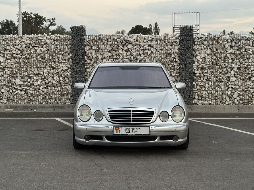 Mercedes-Benz E-класс AMG: 2002 г., 5.5 л, Автомат, Бензин, Седан: фото 3