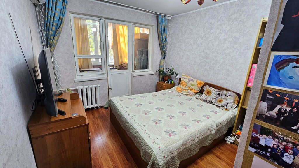 2 комнаты, 44 м², Юбилейка 104 серия, 4 этаж, Старый ремонт: фото 2