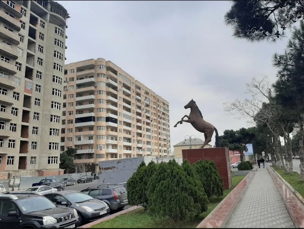 Mənzil təmirə tam yararlıdır və alıcı tərəfindən öz zövqünə uyğun