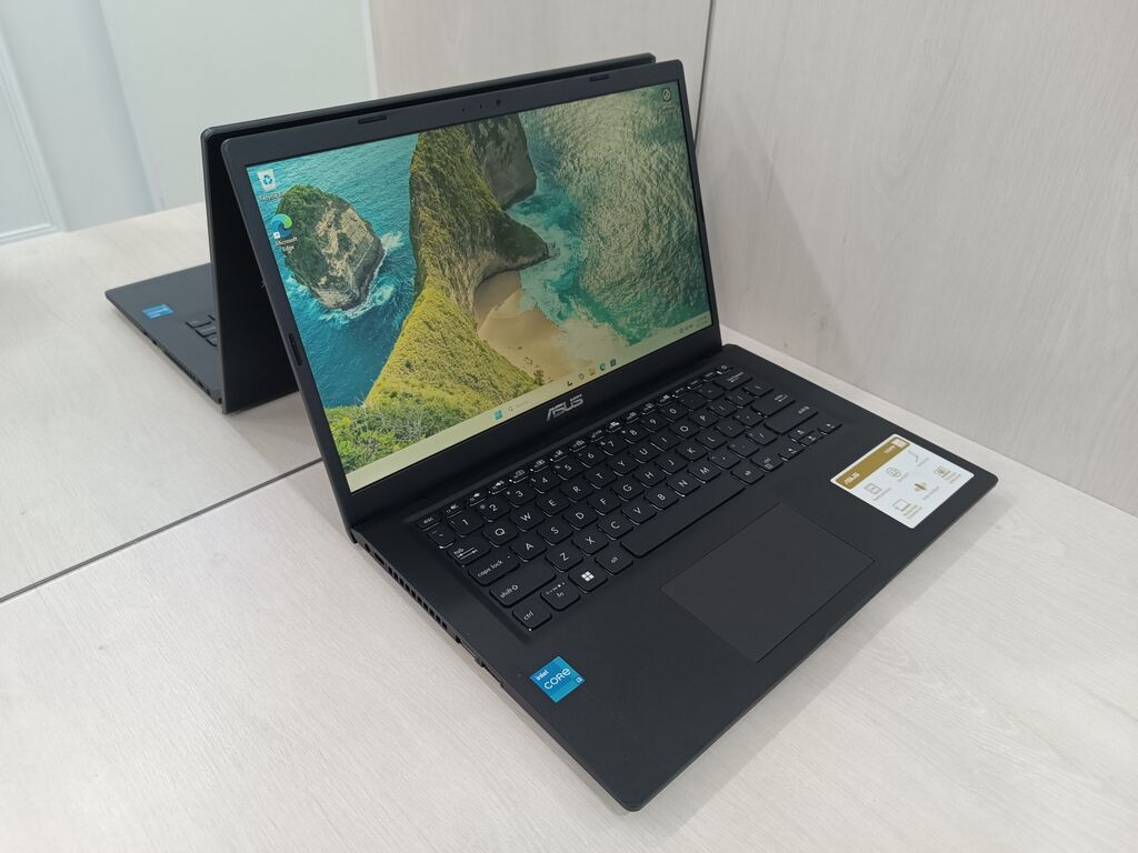 ASUS VivoBook 14 (модель F1400EA-SB34), 2022 - Экран 14", HD: фото 2