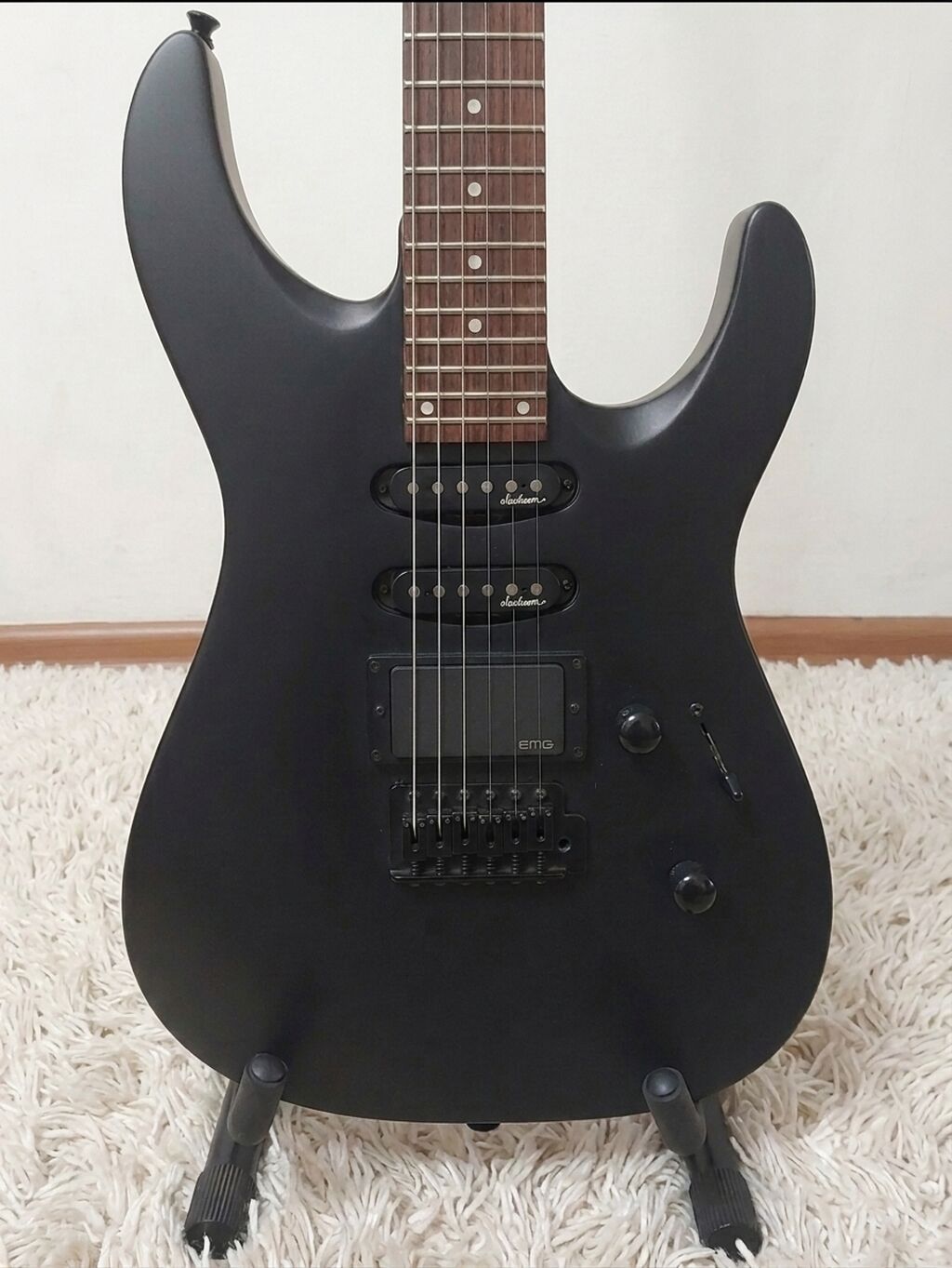 Оригинальный Jackson корейской сборки, 24 лада, Оригинальный EMG — фото 1