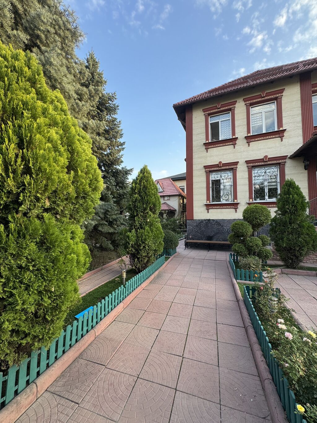 Продам трёхуровневый дом 375 м² на 6 сотках в Бишкеке: фото 4