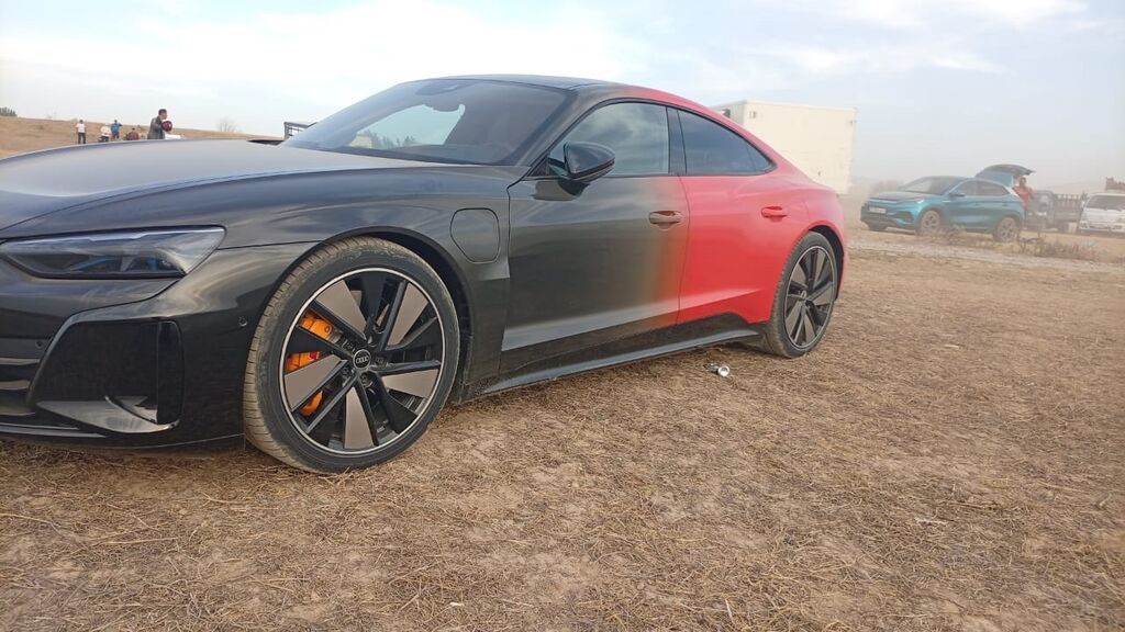 Audi e-tron GT: 2021 г., Вариатор, Электромобиль, Седан: фото 6